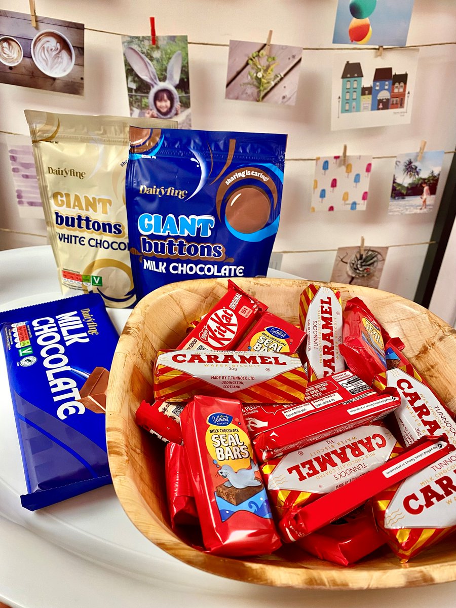 threepointpos's tweet image. 🍫 Today is International Chocolate Day! 🍫
All the team are taking their pick at today’s chocolate selection! 🤩

What is your favourite chocolate? Comment below 👇

Want to collab? 🤟
Drop our team an email - info@threepd.co.uk

#InternationalChocolateDay #Team #Chocolate