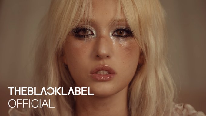 Watch JEON SOMI (전소미)'s leaked NSFW video on TwXstars