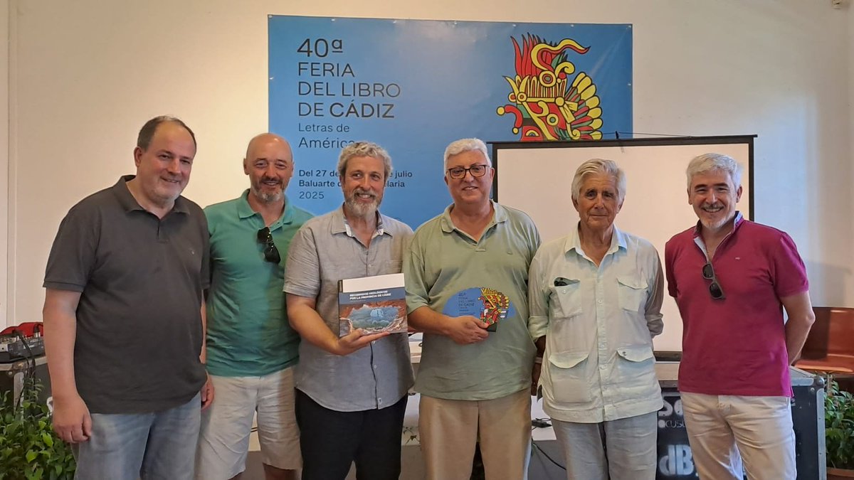 Eduardo Molina Piernas (@e_molinapiernas) on Twitter photo 📚 Gran acogida durante la presentación del libro “Recorridos geológicos por la provincia de #Cádiz” en la #FeriadelLibroCádiz.
Muchas gracias a todos los asistentes y autores que pudieron acudir.
🔗Disponible en: tiendaeditorial.uca.es/libro/recorrid…
<a href="/FLCadiz/">Feria Libro Cádiz</a> <a href="/UCAeditorial/">Editorial UCA</a> <a href="/Divulga_UCA/">UCC+i - Universidad de Cádiz</a> 📚 Gran acogida durante la presentación del libro “Recorridos geológicos por la provincia de #Cádiz” en la #FeriadelLibroCádiz.
Muchas gracias a todos los asistentes y autores que pudieron acudir.
🔗Disponible en: tiendaeditorial.uca.es/libro/recorrid…
<a href="/FLCadiz/">Feria Libro Cádiz</a> <a href="/UCAeditorial/">Editorial UCA</a> <a href="/Divulga_UCA/">UCC+i - Universidad de Cádiz</a>