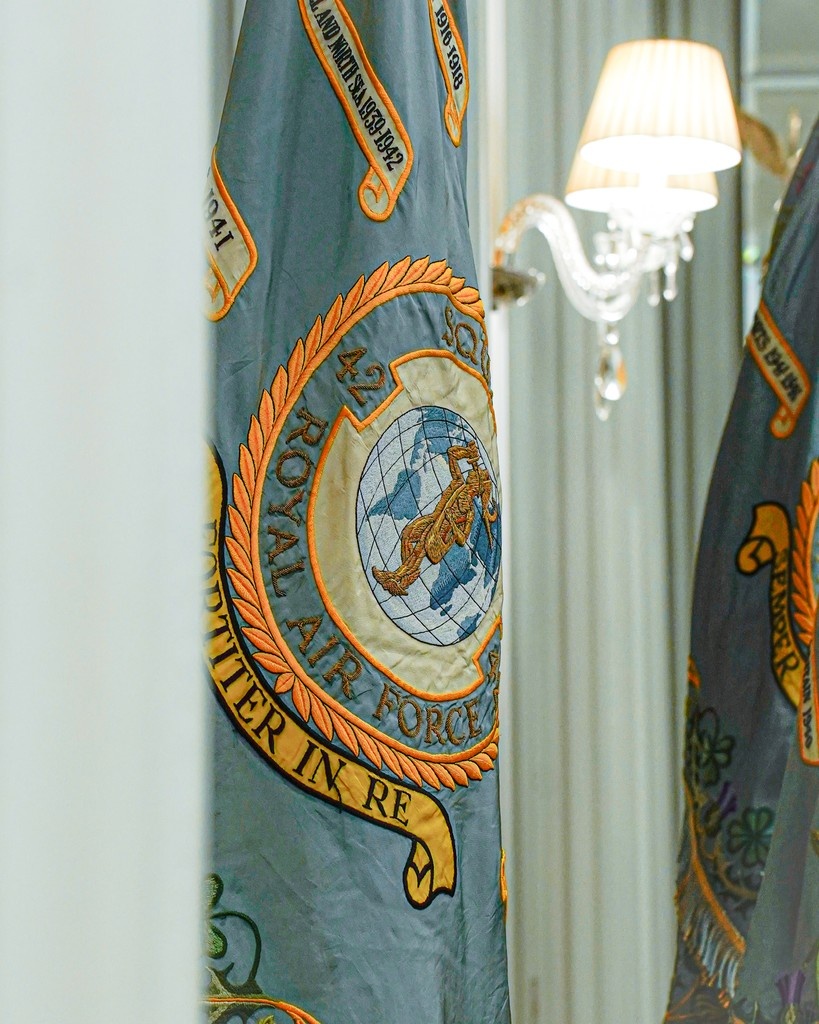 TheRAFClub's tweet image. No. 1 Group Standards
The Royal Air Force Club was honoured to host retired officers of No. 1 Group, joined by the Squadron Standards that represent the Group’s distinguished legacy.
