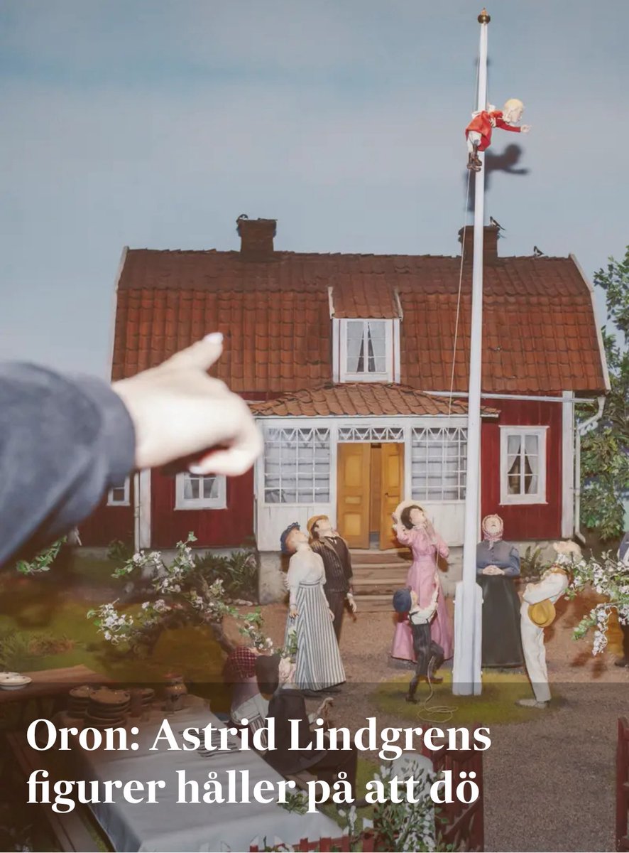 RedarLawen's tweet image. Försäljningen dalar, utlåningen minskar och inte ens för barnen på Junibacken är Astrid Lindgren en självklar referenspunkt. Kommenterar vad som händer när svenskarna förlorar bandet till det svenskaste som finns. 

Läs @KristinaLindh viktiga artikel: svd.se/a/GyEzwq/oron-…