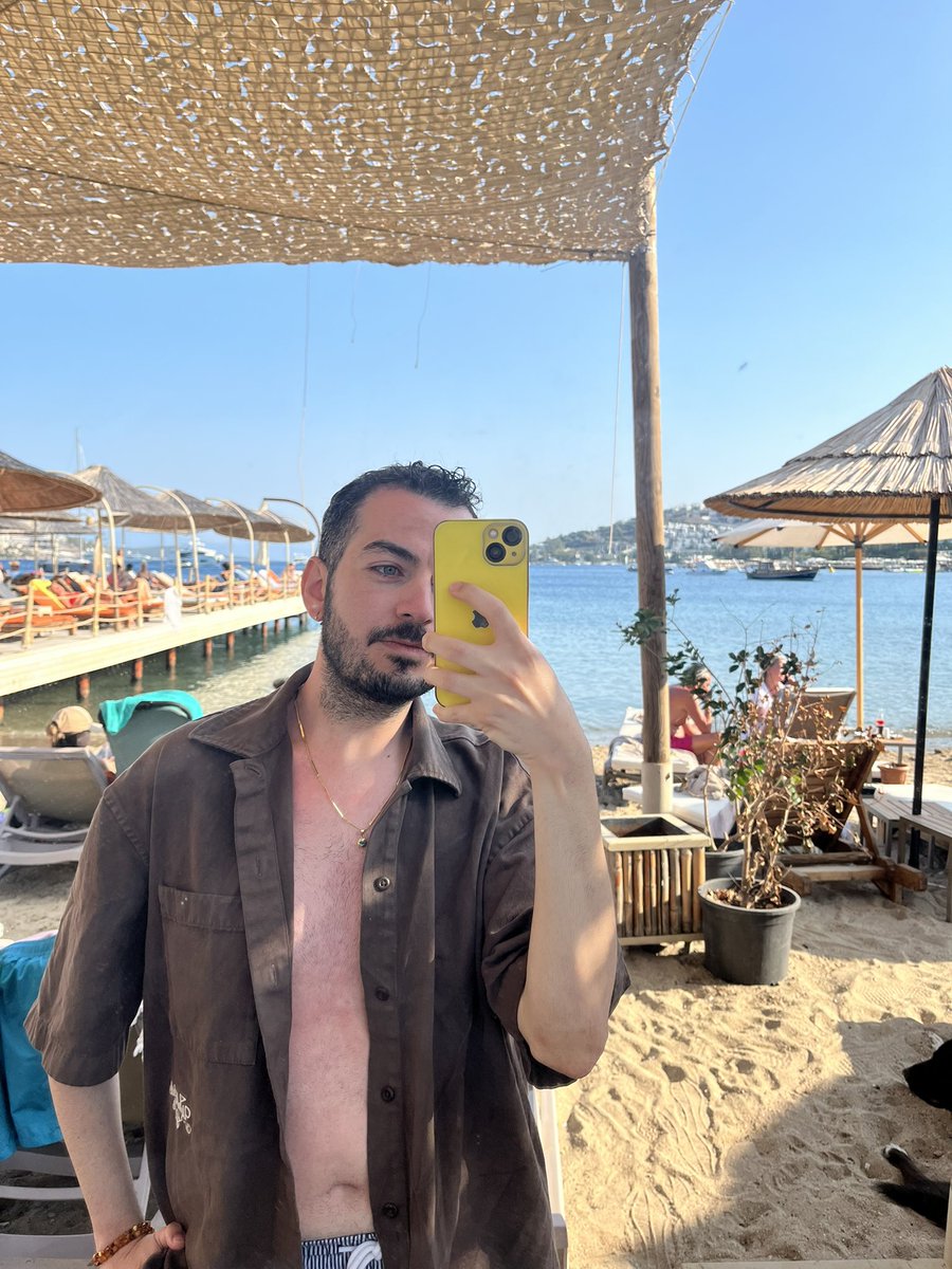 mithatthunder's tweet photo. geç kalınmış haziran dump…
Bodrum tatili, Percy ile 2. yılımız🩶, deniz-kum-güneş, 28. yaş günü 🎈 https://t.co/z8ae5bzU7j