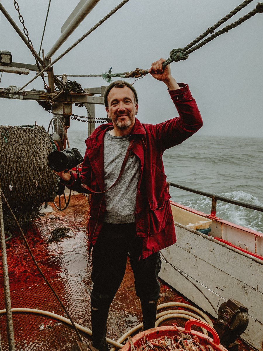 Wedding photographer - with a catch. <a href="/EyeoftheTyne/">Eye of the Tyne</a> <a href="/Old_LowLight/">Old Low Light 💙</a> culturednortheast.co.uk/p/fish-quay-in…