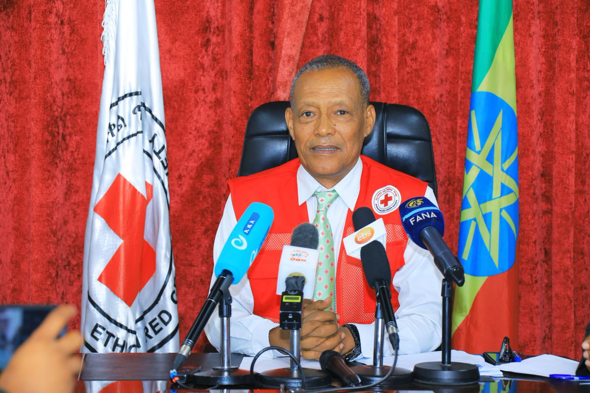 EthioRedCross's tweet image. የኢትዮጵያ ቀይ መስቀል ማህበር ብሄራዊ ፅ/ቤት የማህበሩን 90ኛ ዓመት በዓል አከባበር አስመልክቶ ጋዜጣዊ መግለጫ ሰጥቷል፡፡
በዓሉ በብሔራዊ ፅ/ቤት ደረጃ ነገ ሀምሌ 1ቀን፤2017 በአዲስ ኢንተርናሽናል ኮንቬንሽን ሴንተር በድምቀት ይከበራል፡፡