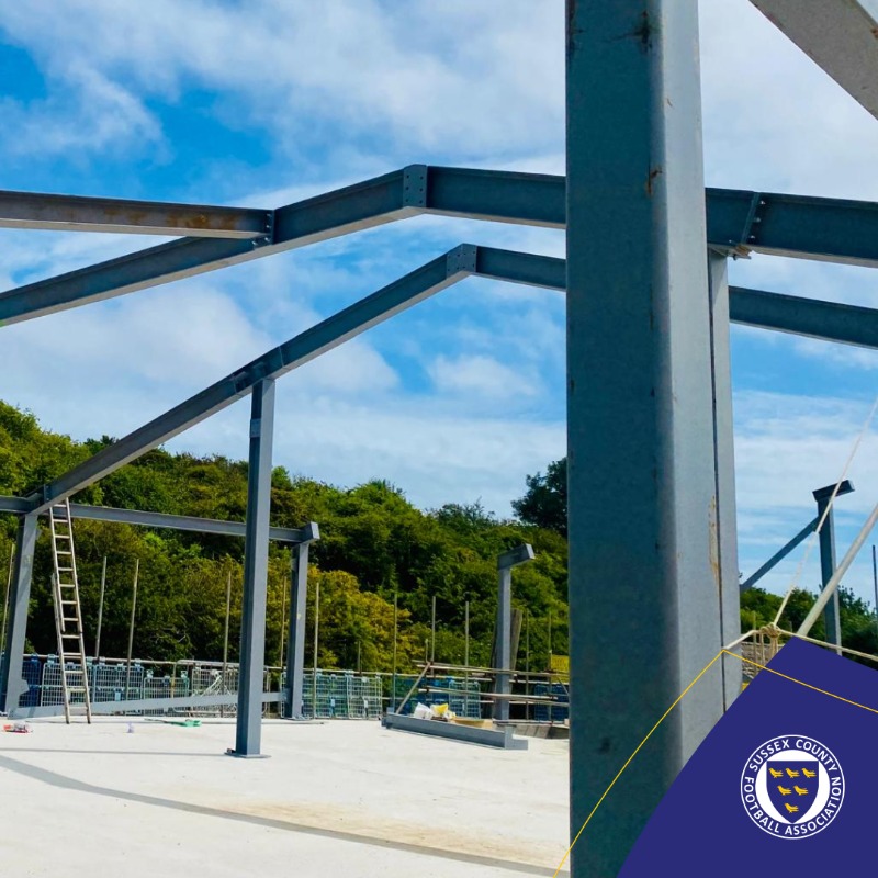 SussexCountyFA's tweet photo. 🏗️ @Saltdeanfc have received a #PremierLeague Stadium Fund grant!

👷‍♂️ Thanks to @FootballFoundtn's partnership with the @PremierLeague, @FA and @DCMS, Saltdean are upgrading their facilities at Hill Park!

Find out more below... ⬇️

#SussexFootball⚽