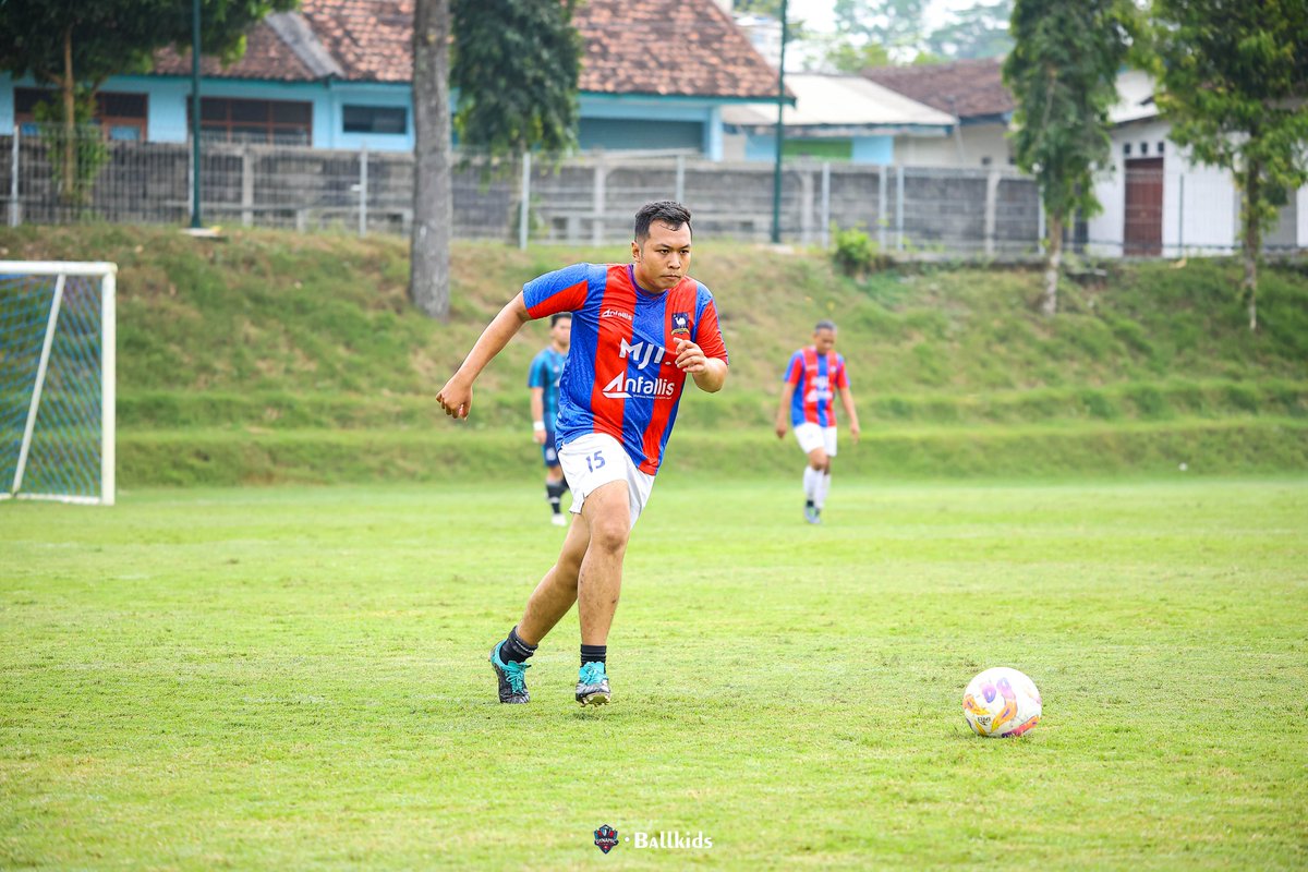 Mas-mas Fun Football.