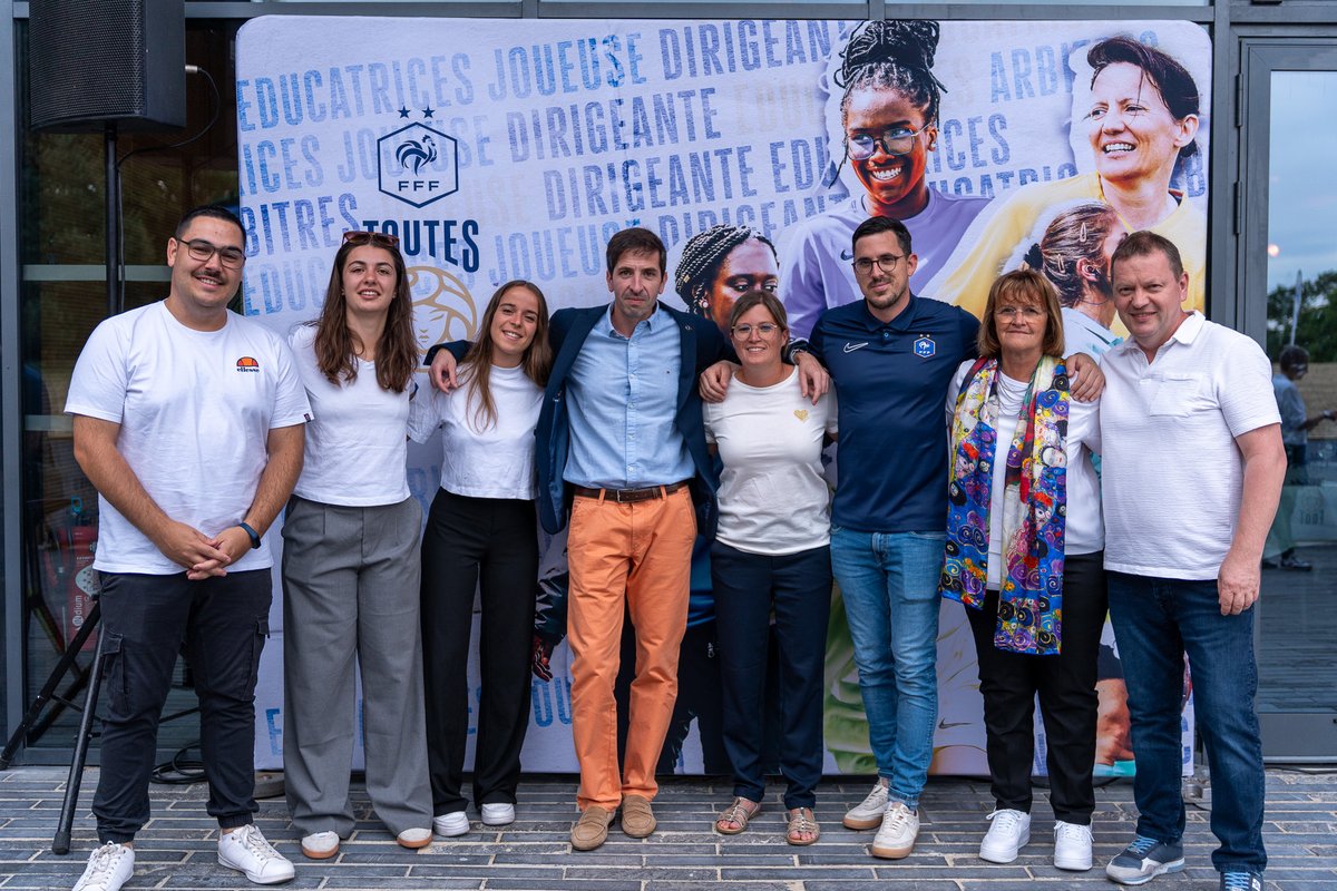 [#TOUTESFOOT]
Le District remporte le Trophée national "Toutes Foot", saluant une saison 2024-2025 riche en actions pour le développement du football féminin

Rendez-vous très vite pour poursuivre cette belle dynamique Toutes Foot en Ille-et-Vilaine !

 ↪️ bit.ly/4lK0BmW