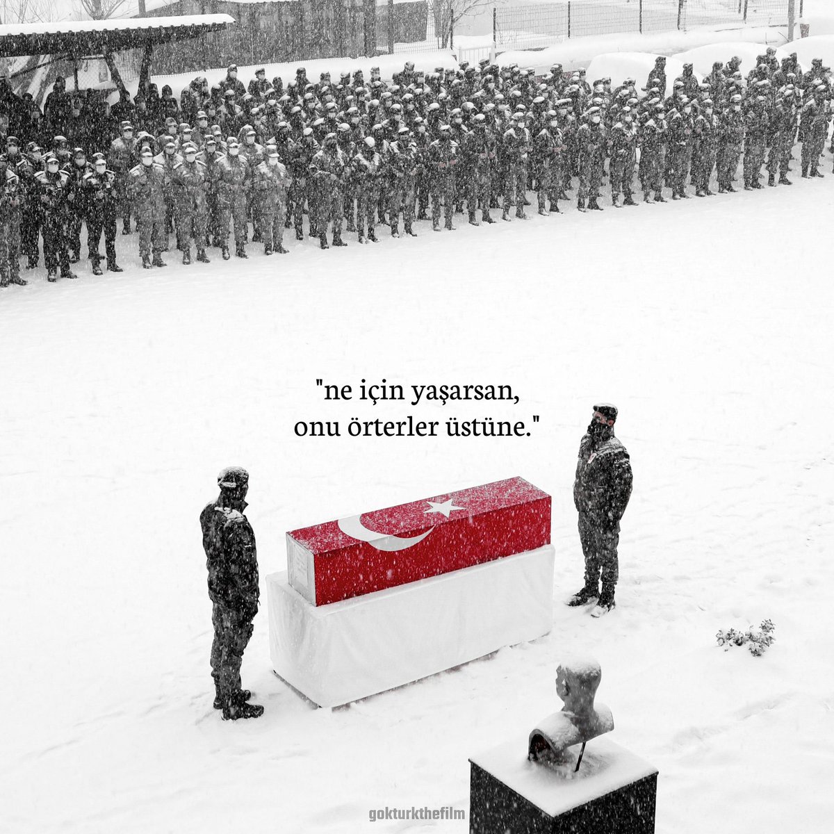 on iki şehidin var
bugün başka bir şey konuşamazsın
onlar senin yarınların için canlarını verdi
#UyumaYasTut