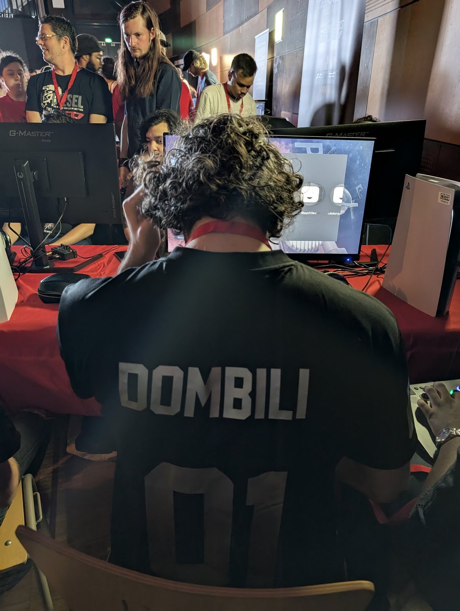 BMS | Yuki (@yuki952) on Twitter photo Ce Mix Up รฉtait juste le tournoi le plus stacked d'Europe depuis le Dreamhack Sweden 2024.
Niveau monstrueux de ouf !
<a href="/DombiliMaymun/">BMS | DombiliMaymun</a> 49รจme pour son 1er event de la saison ?
Dommage,mais avec le niveau qu'il a montrรฉ dans ses FT contre les internationaux, c'est clair qu'il va รชtre Ce Mix Up รฉtait juste le tournoi le plus stacked d'Europe depuis le Dreamhack Sweden 2024.
Niveau monstrueux de ouf !
<a href="/DombiliMaymun/">BMS | DombiliMaymun</a> 49รจme pour son 1er event de la saison ?
Dommage,mais avec le niveau qu'il a montrรฉ dans ses FT contre les internationaux, c'est clair qu'il va รชtre