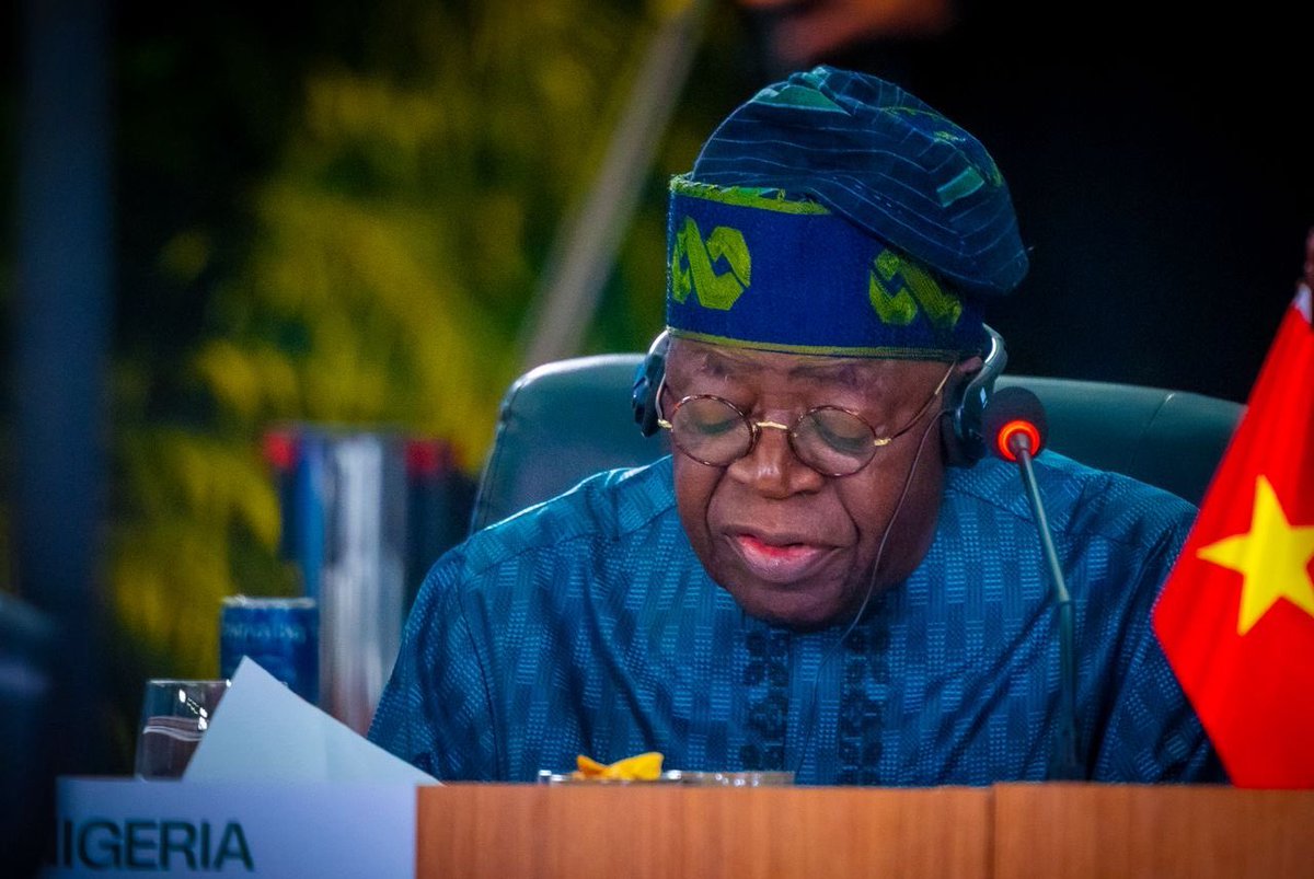 HMMohammedIdris's tweet image. At the BRICS Summit in Brazil, President @officialABAT highlighted a number of key priorities and concerns for Africa, including the Reform/restructuring of the global financial system, climate change and environmental degradation, and the challenge of global healthcare…