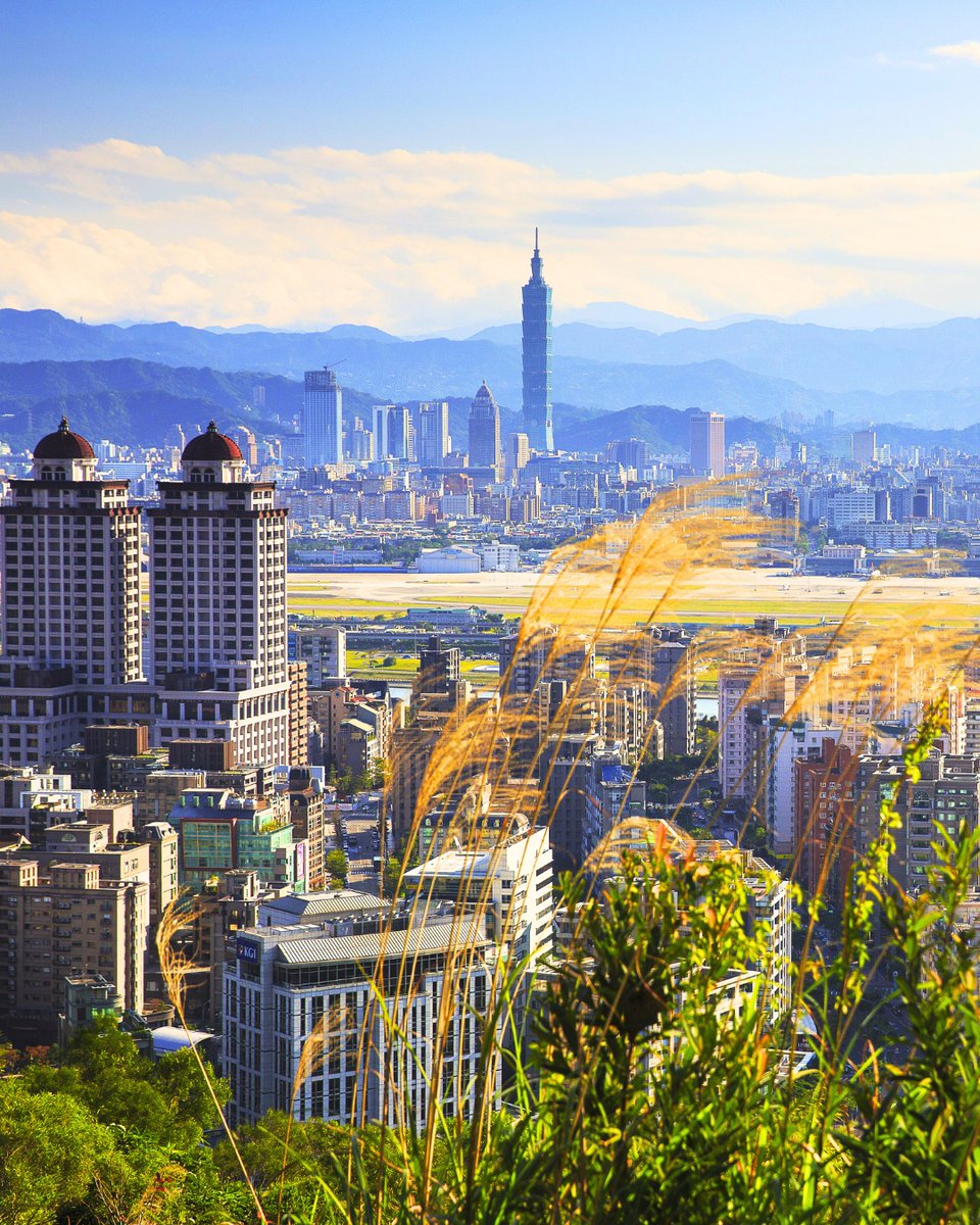 Confirmed: Taipei ranked #1 most addictive city worldwide🇹🇼! Careful visiting - you might get hooked forever! Gensler study found cities that draw people in &amp; make them want to stay permanently. Key factors: economic strength, vibrancy, disaster readiness. #Taiwan #Taipei