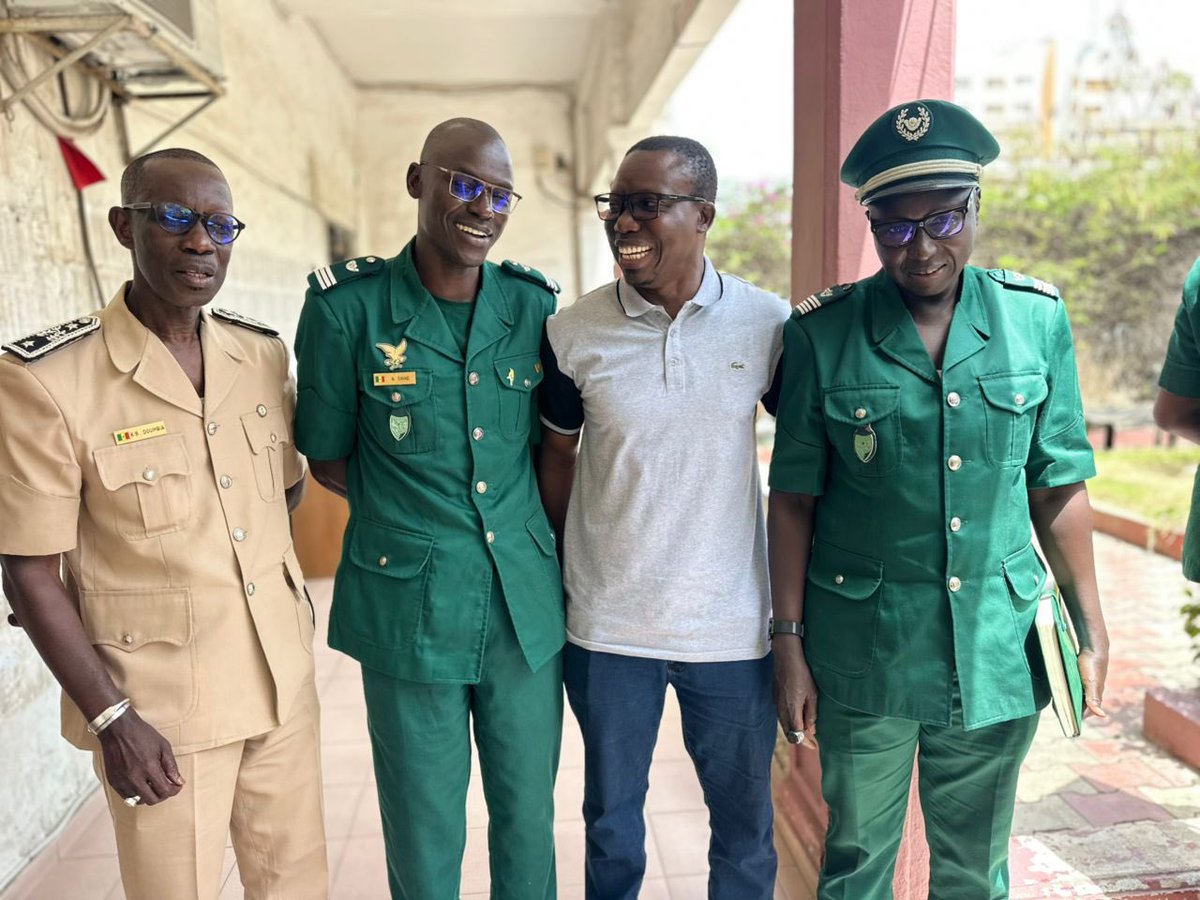 SenegalVertChal's tweet image. INFORMATIONS ℹ️ 

🌱 Guédiawaye accueillera le lancement de la campagne de reboisement pour la région de Dakar !
📍 Date et lieu à venir.
La communauté #SenegalVertChallenge s’engage pour un Sénégal plus vert 🌍💪

#SVC🌳 #Reboisement #Environnement #Dakar