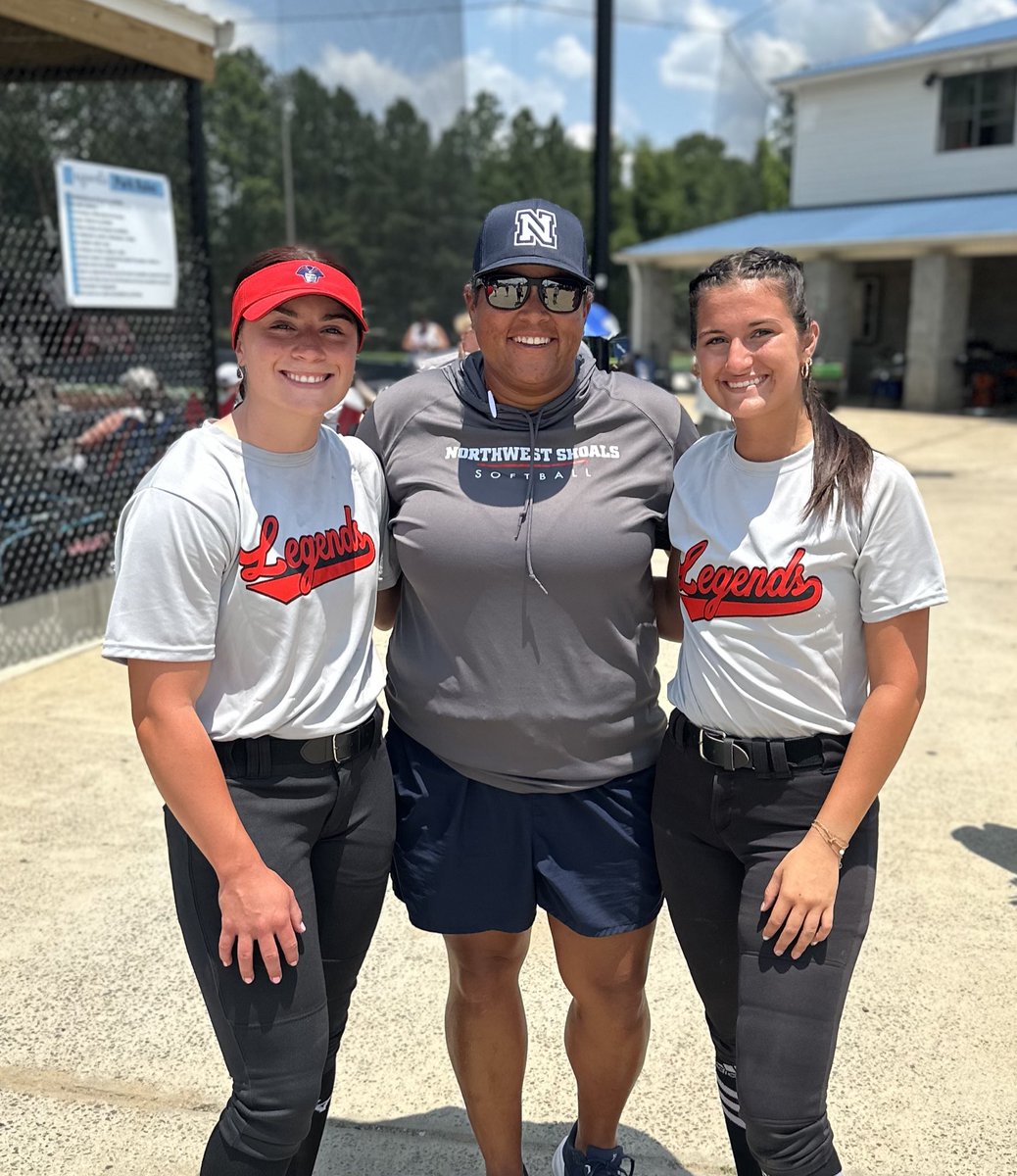 These two will always be Legends! 

Enjoyed getting to watch these two play Saturday while recruiting in Rainsville! An open age tournament made for a fun day. #P4L