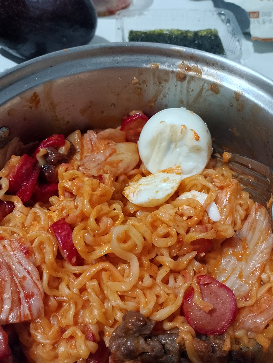 jelstudy_'s tweet image. helloooo #studytwt ! second week, busy agad since campaign week 💔

#studytwtph #lifetwt