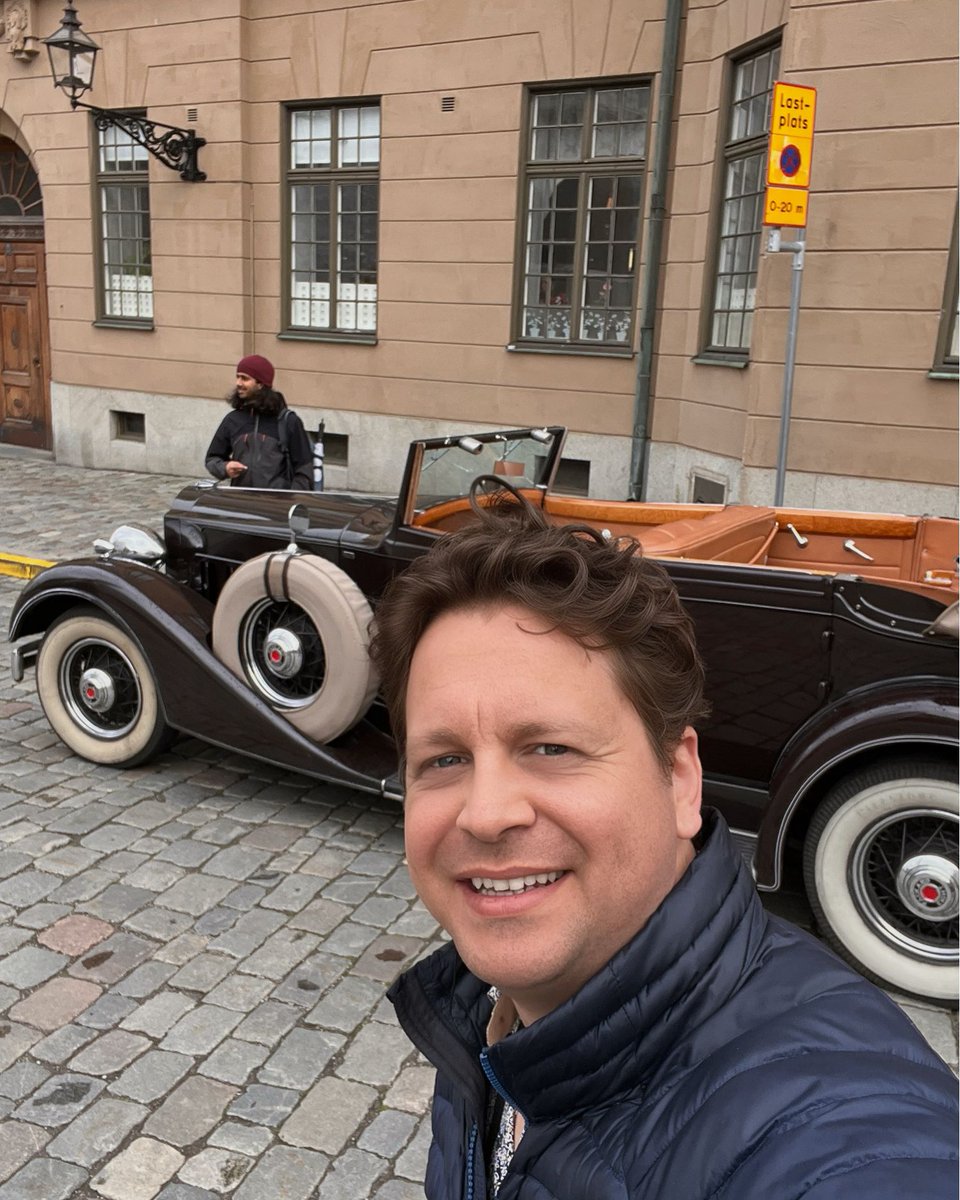 Daniel Vnukowski (@danperforms) on Twitter photo Could this be the classiest Uber in Stockholm?๐
#StockholmMoments
#VintageVibes
#ClassicCarSpotting Could this be the classiest Uber in Stockholm?๐
#StockholmMoments
#VintageVibes
#ClassicCarSpotting