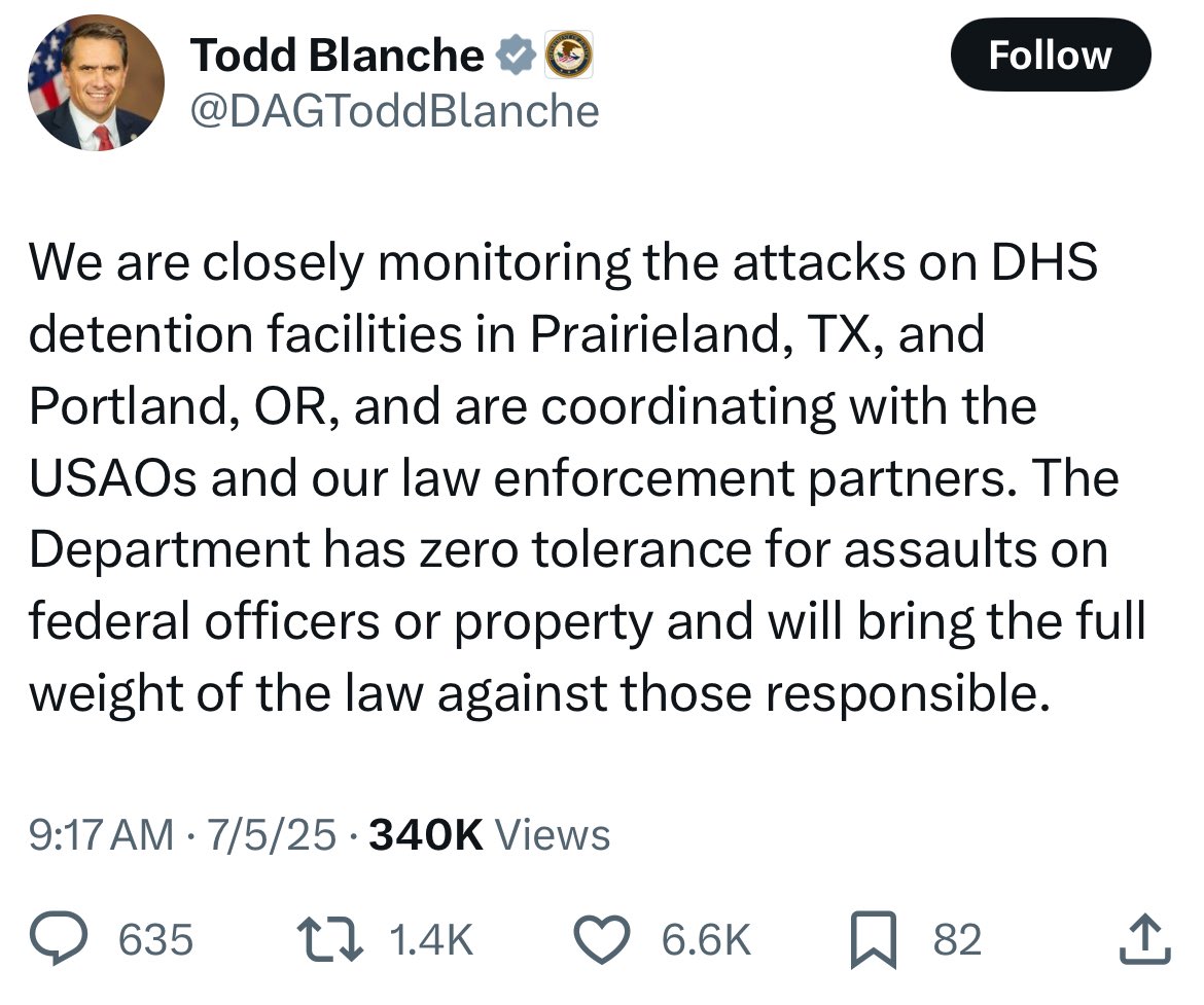 2LessLegz's tweet image. We are closely monitoring the attacks on our city of Portland &amp;amp; our community

Our community has ZERO TOLERANCE for assaults on our community members, illegal kidnappings and toxic chemicals and our community will bring the full weight righteousness against those responsible. 🤬