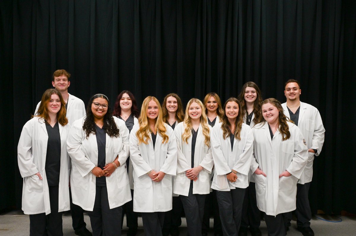 UT_Southern's tweet image. 🎉 Congratulations to the incredible class of 2025 nursing students and faculty of the Travis School of Nursing and Health Sciences! For the 4th year in a row, our nursing graduates have achieved a 100% NCLEX pass rate — a true testament to their hard work, and dedication. 👏🩺
