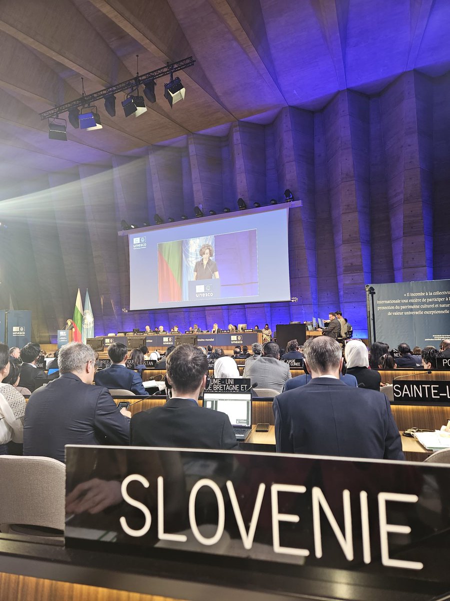 Slovénie en France (@sloinfra) on Twitter photo 🇸🇮 Présente à la 47e session du Comité du patrimoine mondial à #UNESCO, qui se tient à Paris jusqu’au 16 juillet, la Slovénie réaffirme son attachement à la préservation du patrimoine mondial. #WHC <a href="/MZEZ_RS/">MFEA Slovenia</a> <a href="/mk_gov_si/">Ministrstvo za kulturo</a> <a href="/RCBek/">Renata Cvelbar Bek</a> <a href="/UNESCO/">UNESCO 🏛️ #Education #Sciences #Culture 🇺🇳</a> 🇸🇮 Présente à la 47e session du Comité du patrimoine mondial à #UNESCO, qui se tient à Paris jusqu’au 16 juillet, la Slovénie réaffirme son attachement à la préservation du patrimoine mondial. #WHC <a href="/MZEZ_RS/">MFEA Slovenia</a> <a href="/mk_gov_si/">Ministrstvo za kulturo</a> <a href="/RCBek/">Renata Cvelbar Bek</a> <a href="/UNESCO/">UNESCO 🏛️ #Education #Sciences #Culture 🇺🇳</a>