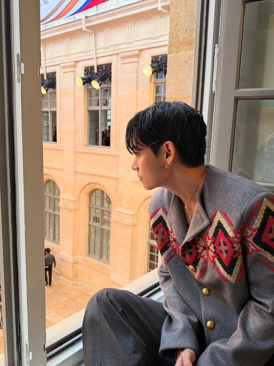 뷔 파리 셀린느 패션쇼