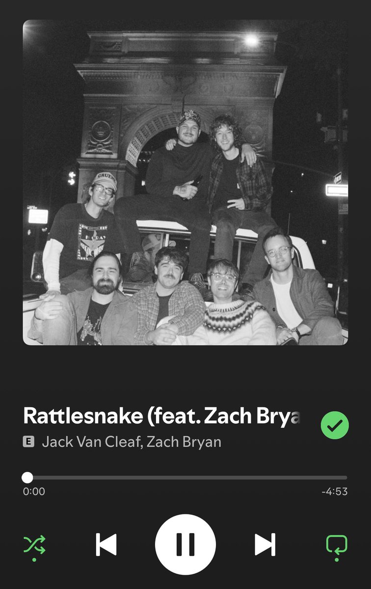 strombone69_'s tweet image. Song of the week. Maybe the year.