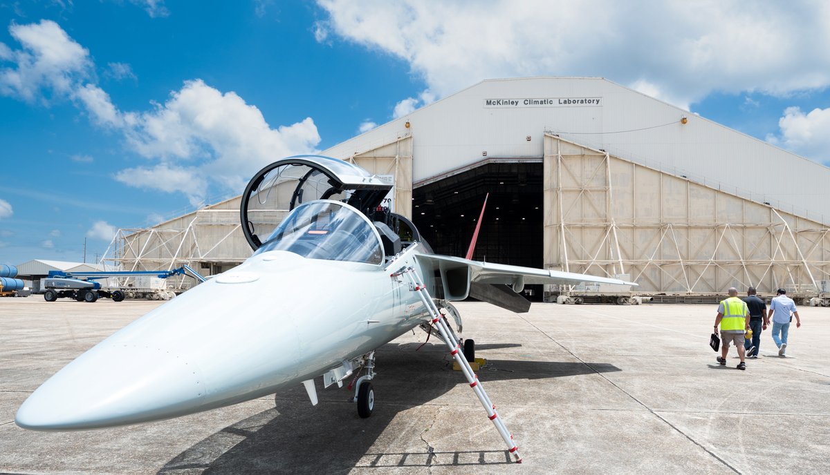 BoeingDefense's tweet image. Very cool!
Thanks McKinley Climatic Laboratory team @TeamEglin for taking the T-7A #RedHawk from hot to cold and successfully testing its performance in varied environments.