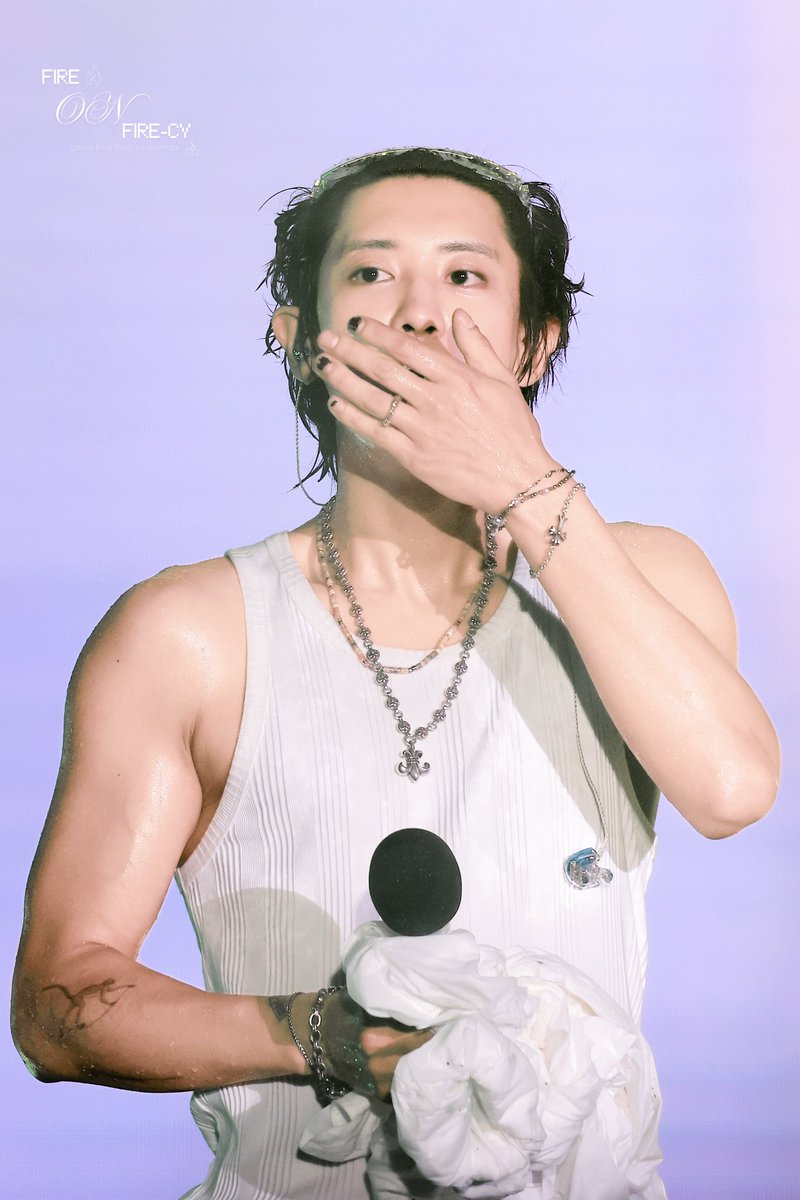 Fireonfire_CY's tweet image. 250706 Waterbomb in Seoul
#CHANYEOL #찬열