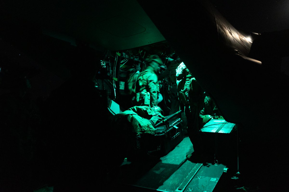 31stMeu's tweet image. 馃搷Sam Hill Airfield, Queensland, Australia, July 1, 2025.
U.S. Marines with Maritime Raid Force, 31st MEU, conducted a limited scale raid night exercise to demonstrate operational proficiency.
(@USMC 馃摳 by Cpl. Alora Finigan)
@USNavy
@INDOPACOM
@DeptofDefense