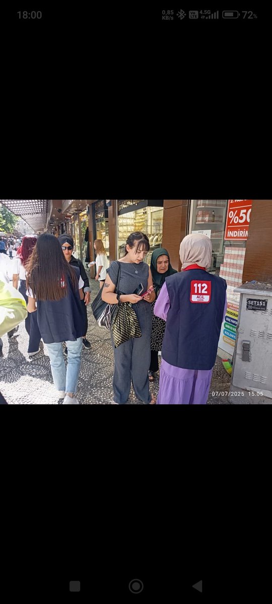 Gaziantep 112 Acil Çağrı Merkezi (@gaziantep112acm) on Twitter photo Bu gün Gazi şehrimizin farklı noktalarında vatandaşlarımıza 112 Acil Çağrı Merkezi hakkında bilgi verip tanıtım broşürü dağıtımı gerçekleştirildi.
@tcicisleri
<a href="/112acilcagri/">112 Acil Çağrı</a> Bu gün Gazi şehrimizin farklı noktalarında vatandaşlarımıza 112 Acil Çağrı Merkezi hakkında bilgi verip tanıtım broşürü dağıtımı gerçekleştirildi.
@tcicisleri
<a href="/112acilcagri/">112 Acil Çağrı</a>