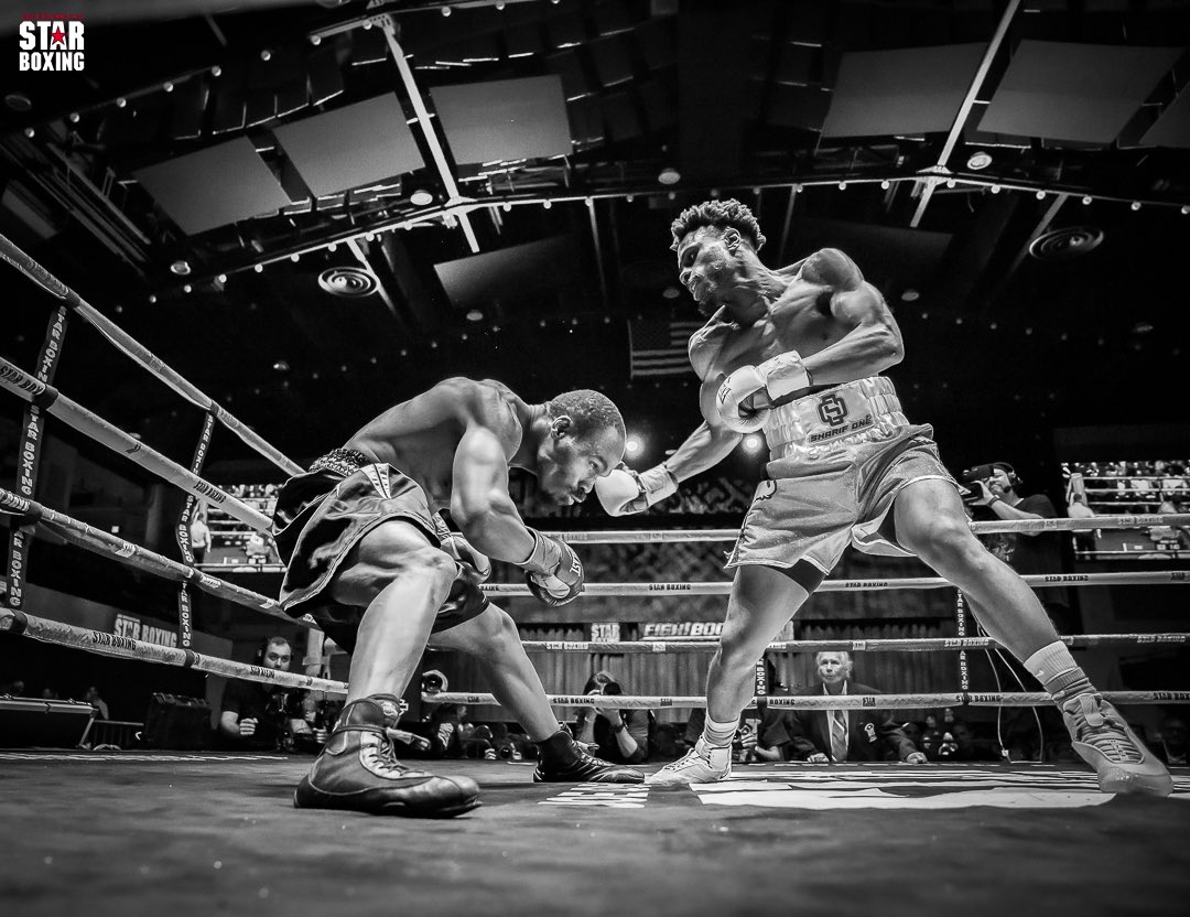Precision…

😤 Sharif Onè 😤

StarBoxing.TV 👀

#starboxing #sharifoné #nyboxing #empireharley #fightbook