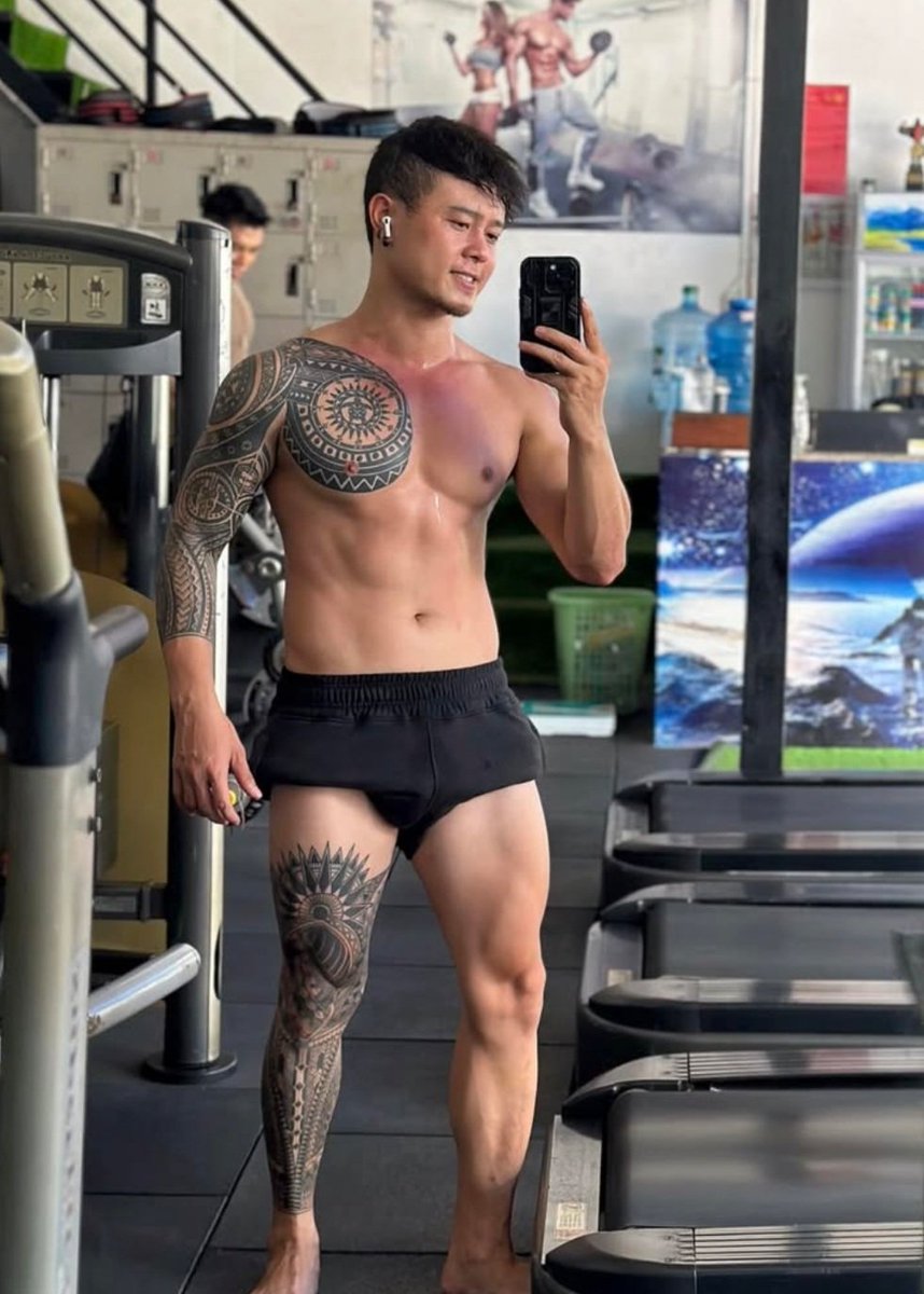 Cố gắng tập trên để khỏe dưới trym😋