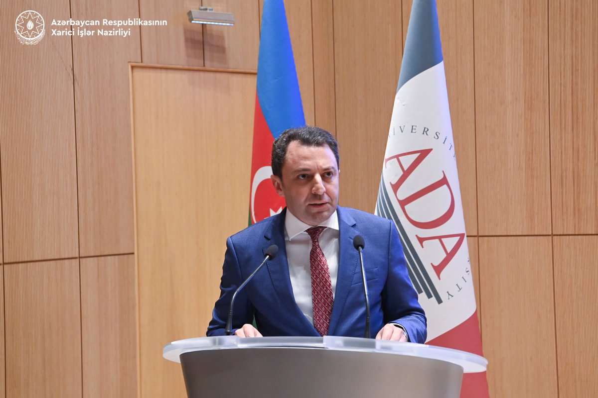 AzerbaijanMFA's tweet image. Diplomatik xidmət orqanlarının rəhbərlərinin IX müşavirəsinin “Məhkəmə prosesləri üzrə strategiyalar” mövzusunda üçüncü paneli Azərbaycan Respublikasının xarici işlər nazirinin müavini Elnur Məmmədov və Azərbaycan Respublikasının Baş prokurorunun birinci müavini Elçin Məmmədovun…