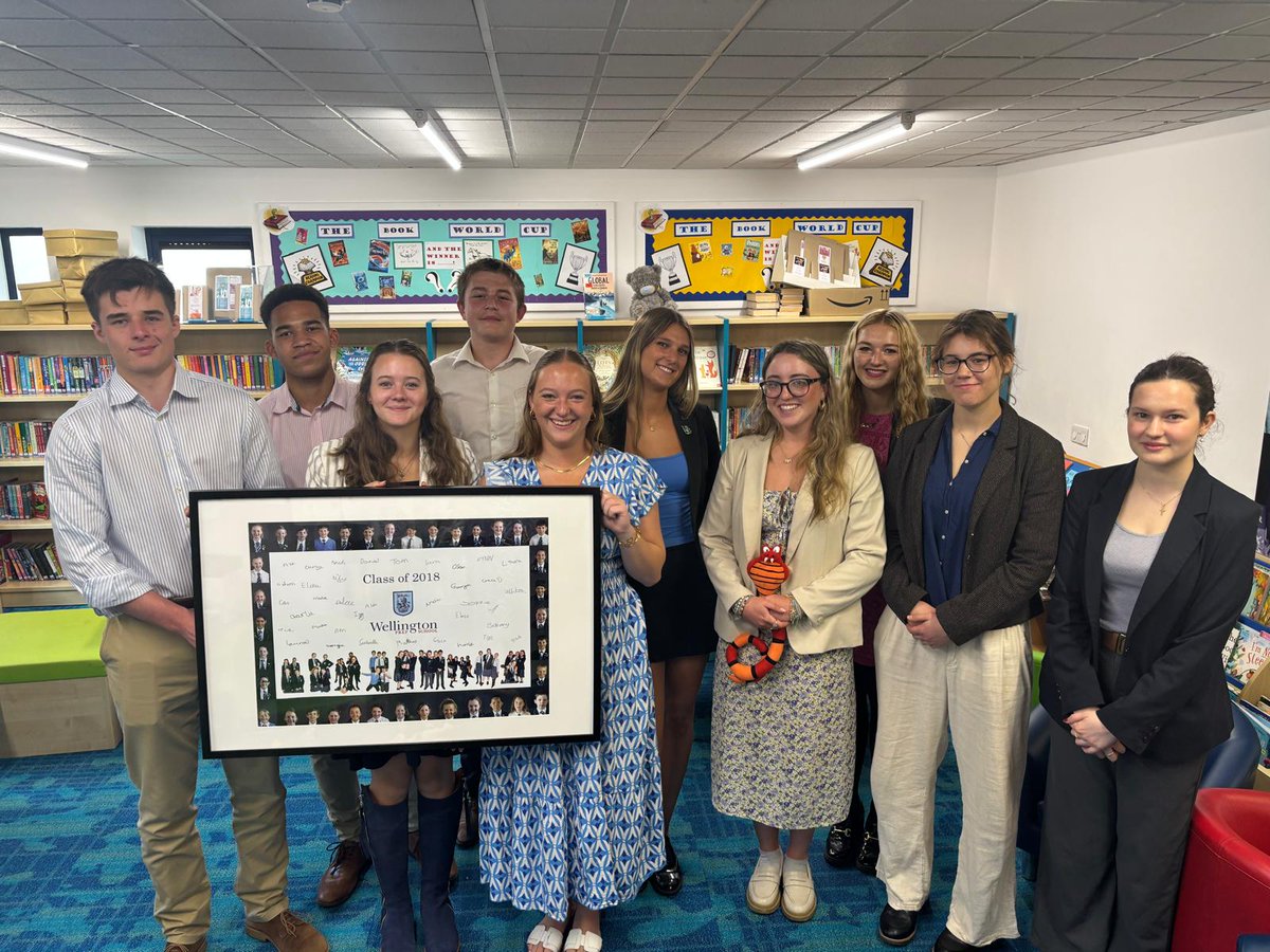 A wonderful moment as some of our Upper Sixth Leavers returned to the Prep School for one last story with Mrs Wheller, just like in Year 6! 📚

They revisited old classrooms, reconnected with teachers, &amp; even helped out in Mr Hitchin’s Maths lesson!💛