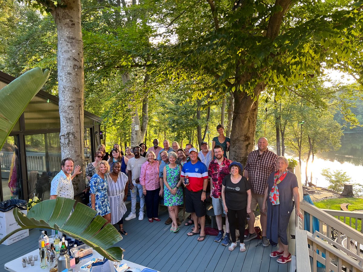 LakeRidgeRotary's tweet photo. On Wednesday, we gathered for our Induction Dinner.

Good food and a great time together. https://t.co/smIvqRfJHa