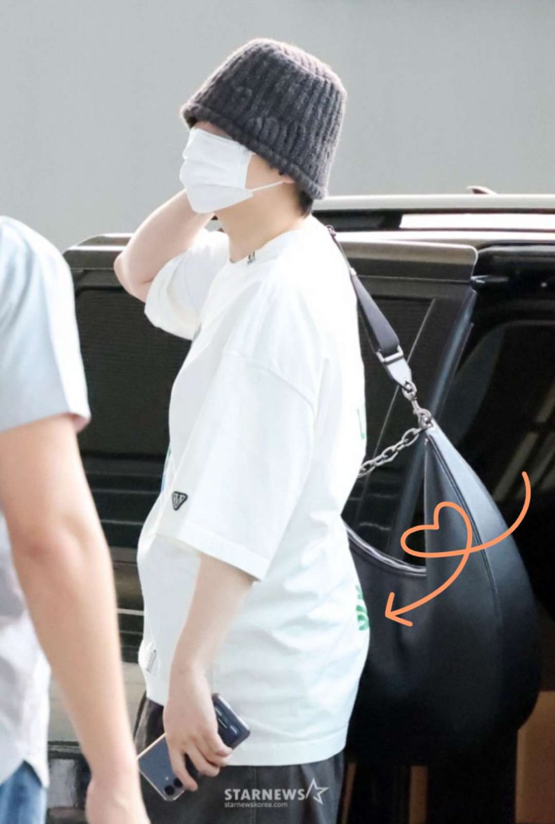 숨길수 없는 존재감😆