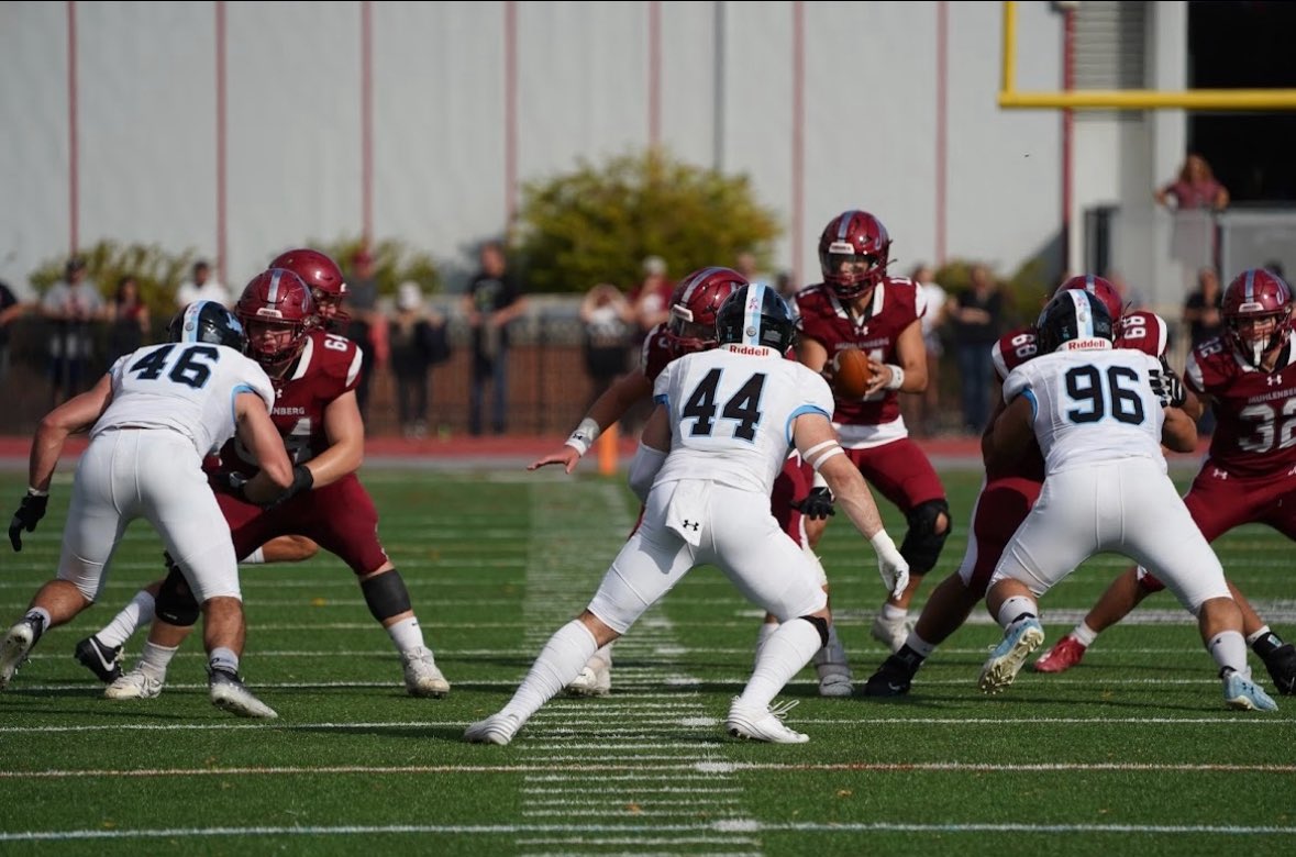 JHU_Football's tweet photo. Monday Spotlight: 

Rising Senior LB Jack Smith (Milton Academy, MA) is spending his summer at Vertex Pharmaceuticals in Boston as a summer intern on the COO finance team.

#PrideandPoise https://t.co/CFjCenUC5t