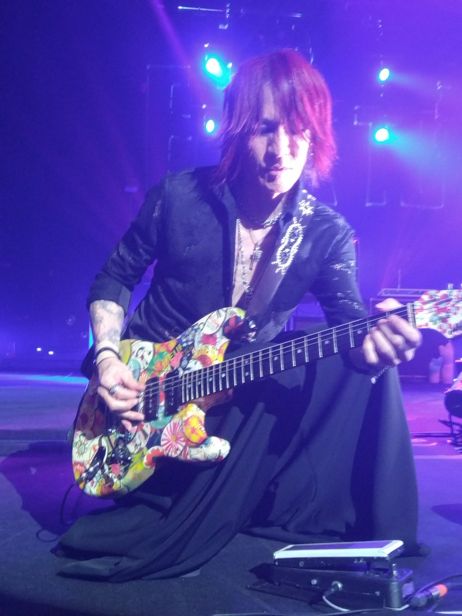 juringo12's tweet image. HAPPY BIRTHDAY to SUGIZO！

#SUGIZO
#LUNASEA
#LUNAPIC