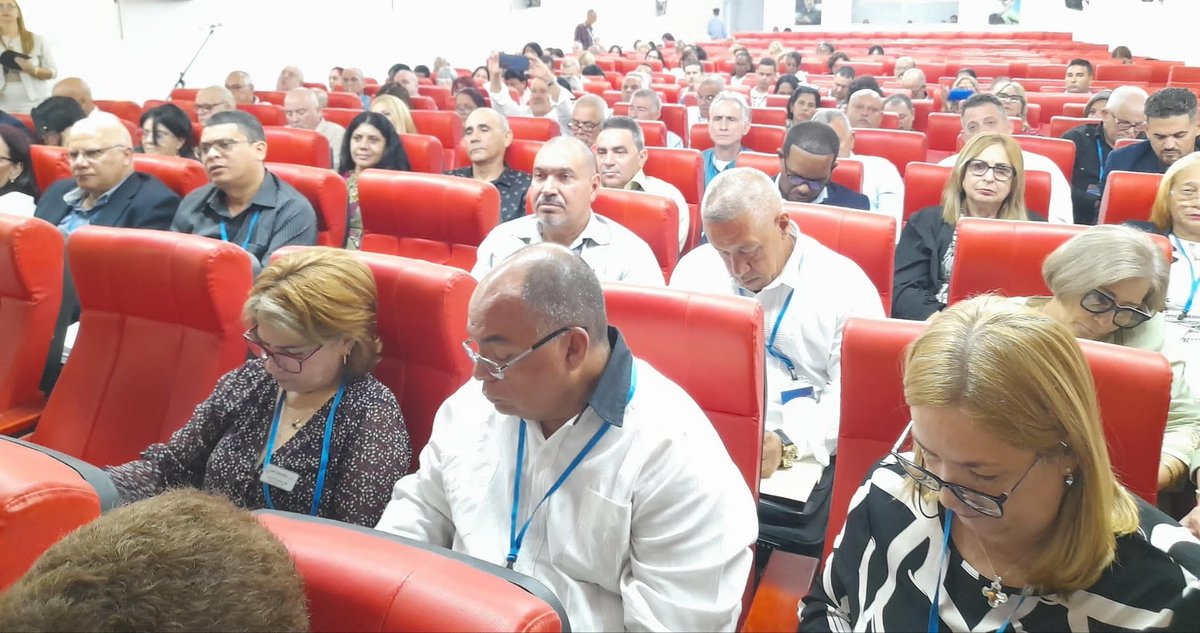 Dra.Tania Margarita Cruz Hernández (@taniamcruzhdez) on Twitter photo 📢 Presentó de forma magistral <a href="/JosefinaVidalF/">Josefina Vidal</a>, Viceministra del MINREX🔀Conferencia: Política exterior de 🇨🇺 en el enfrentamiento a la Campaña del Gobierno de los Estados Unidos contra la Cooperación Médica Cubana.
✔️<a href="/MINSAPCuba/">Ministerio de Salud Pública de Cuba</a> comprometido con la colaboración.
#CubaPorLaVida 📢 Presentó de forma magistral <a href="/JosefinaVidalF/">Josefina Vidal</a>, Viceministra del MINREX🔀Conferencia: Política exterior de 🇨🇺 en el enfrentamiento a la Campaña del Gobierno de los Estados Unidos contra la Cooperación Médica Cubana.
✔️<a href="/MINSAPCuba/">Ministerio de Salud Pública de Cuba</a> comprometido con la colaboración.
#CubaPorLaVida