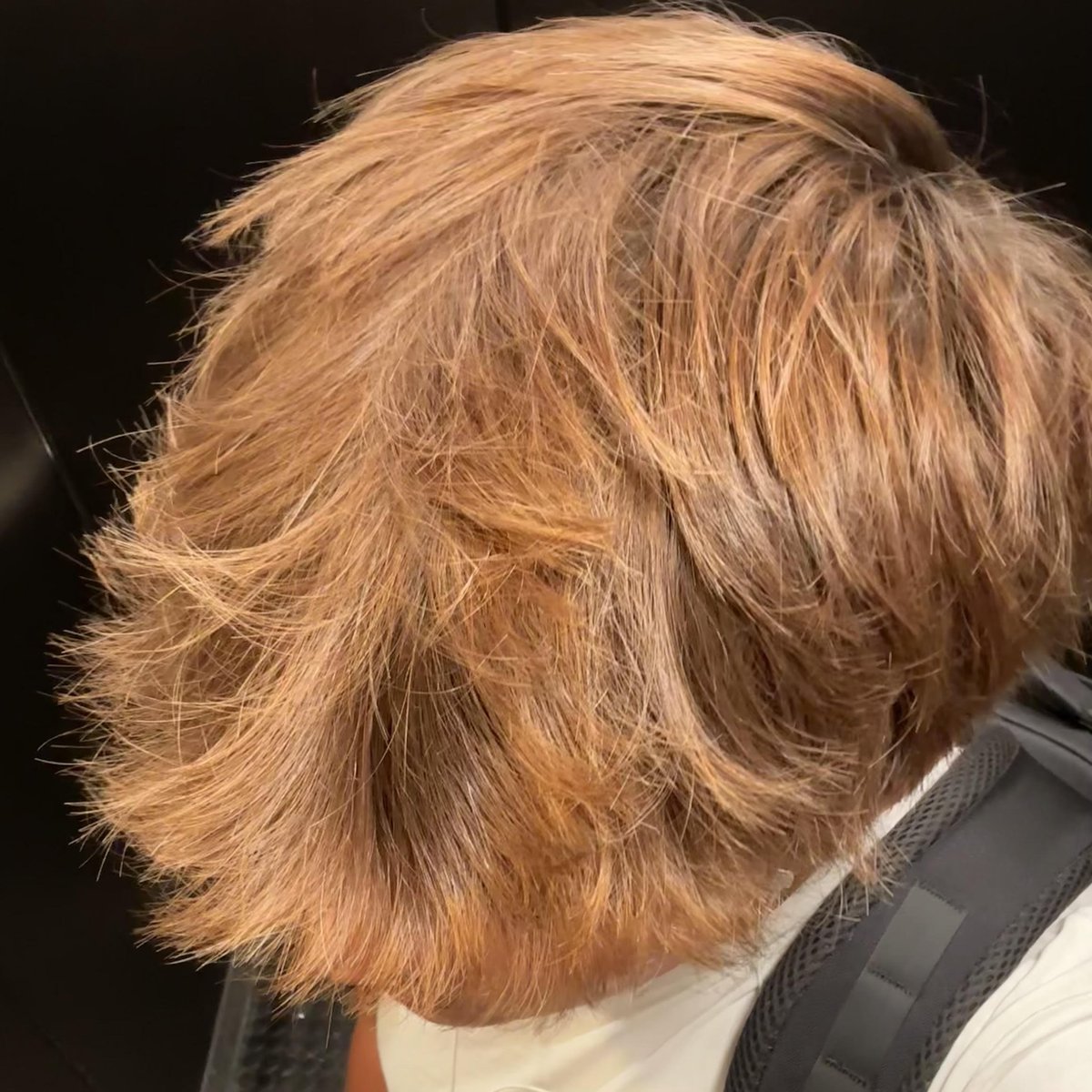 MyProtocols's tweet image. Bloo has lightened my hair to the point where everyone thinks I've gotten highlights. Not the look that I'm going for, but it's still pretty cool.