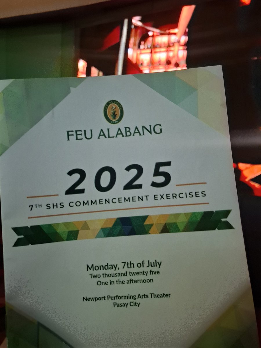 konOHanicOH's tweet image. Today's vibe. 🎓

@FEUAlabang

#randomshots