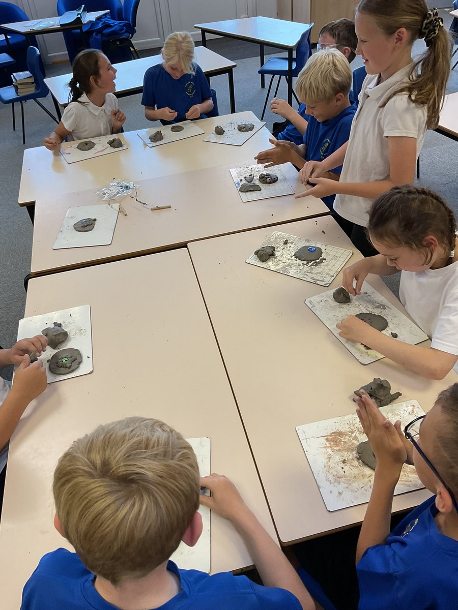 Some Year 4s have enjoyed working with clay after-school today, creating some decorative dragon eyes. #sculpture #art #fantasy