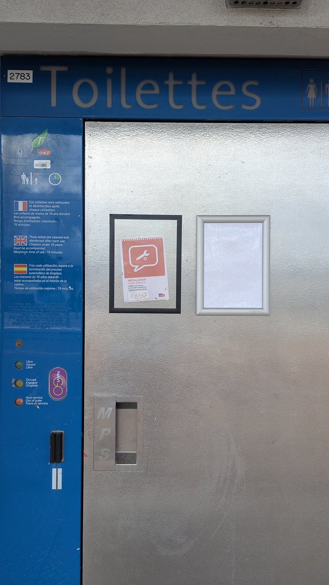 Bonjour <a href="/LIGNER_SNCF/">Ligne R</a> ici en gare de Melun cela fait 6 mois voir plus que la date de remise en service est repoussée. Honteux puisque nos décideurs nous ont retiré les toilettes des trains prétextant qu'il y en avait en gare. Possible de remonter l'info pour action urgente ? Merci