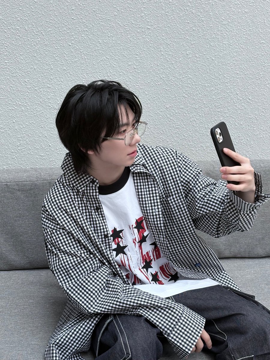 who is ᥕoo jᥙ៹ (@qkr143z) / X