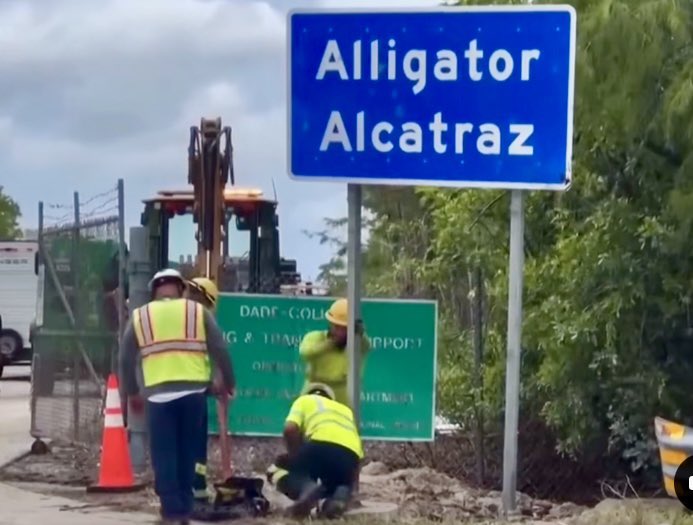 Actual road sign going up in Florida.