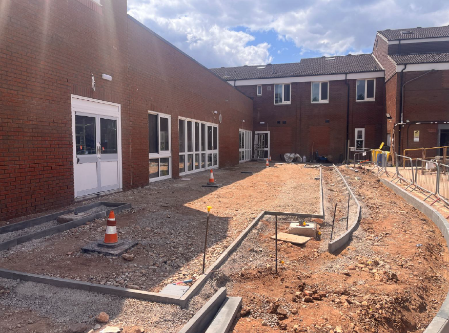 buildingnottshc's tweet photo. Blossomwood External work progressing well @NottsHcEandF https://t.co/B1E8O7OMrq