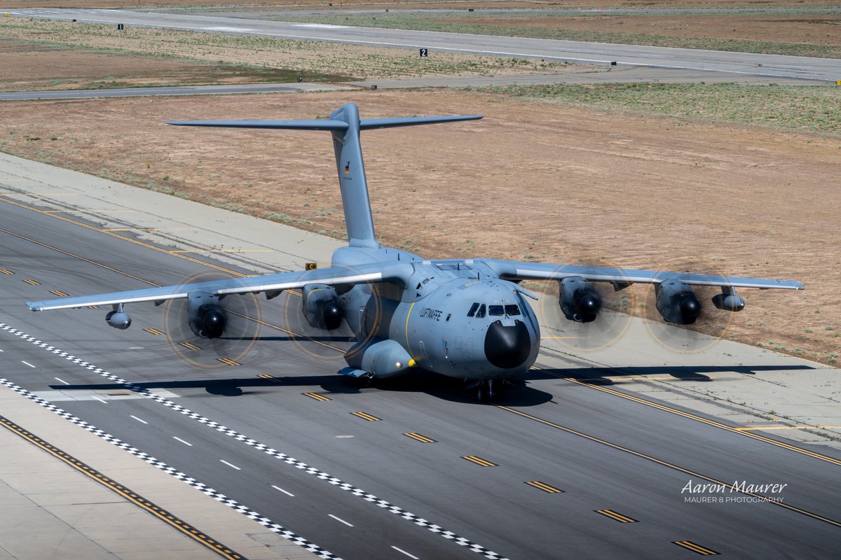 maurer8photo's tweet image. Good times when an Luftwaffe A400M was in Mojave on the ramp and the skies were filled with clouds. Sons of Transport
#a400m