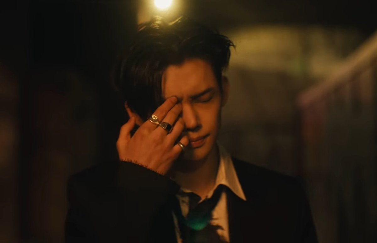 these are the type of pictures people are gonna look back in 30 years and caption “choi yeonjun at 25”