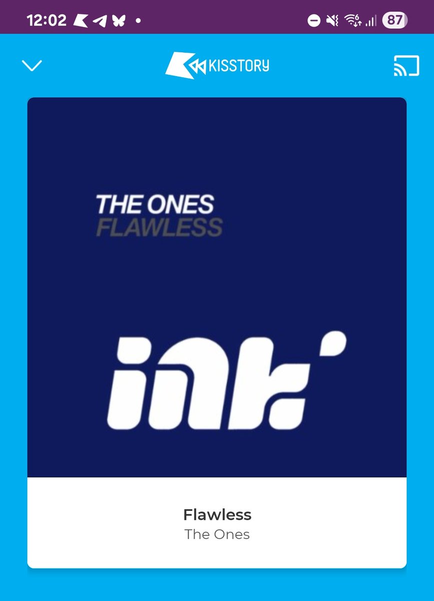 It's one of me CFz dance songs on teh radio :D