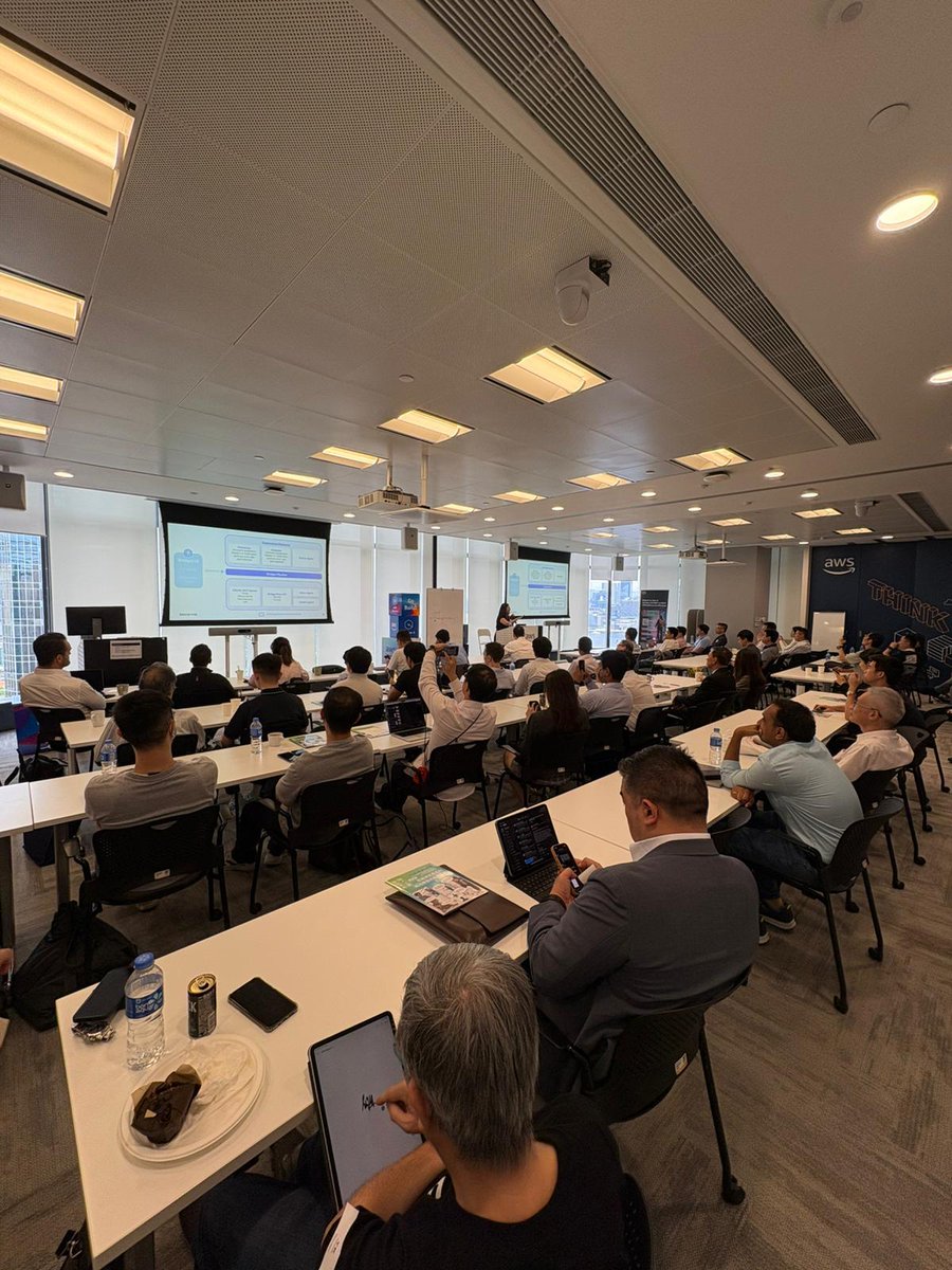 It was great to be a part of AWS Hedge Fund Innovation day in Hong Kong!

Our very own Annie Qui, Head of Greater China, led an eye-opening session on how AI for investments is changing the game for equity and fund analysis with instant, data-backed, multilingual insights that