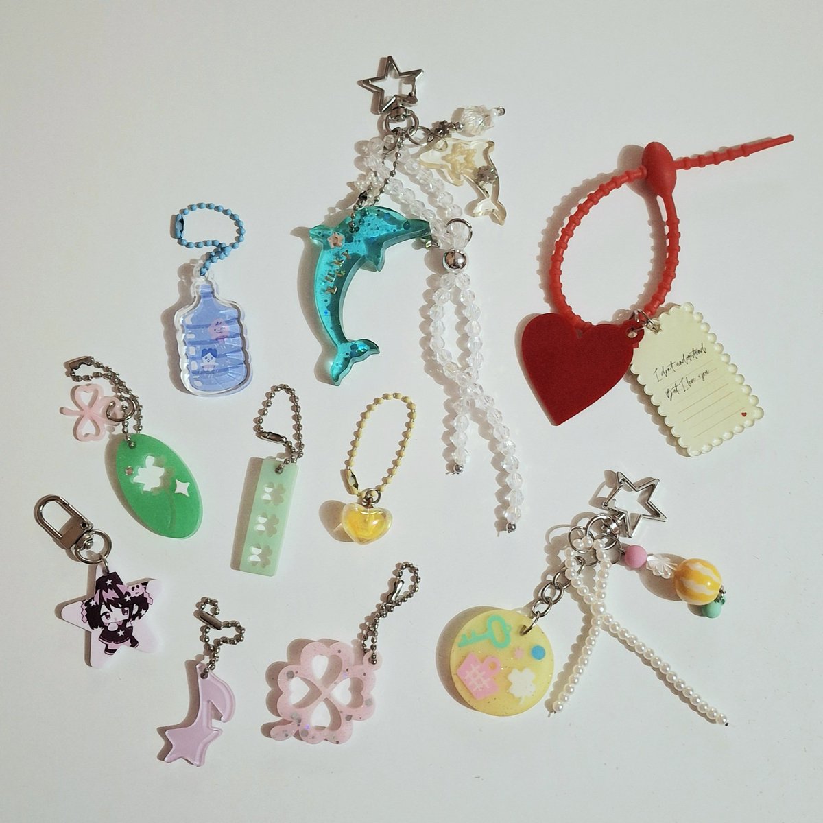 🚨 GIVEAWAY TIME! 🚨
win all these keychains + more surprise items❣️

mechanics:
✅️ fill out our customer feedback form ⬇️
forms.gle/EPCuBQFNFARjiC…
✅️ follow <a href="/craftprintworks/">craft & print works | printing services PH</a>
✅️ rt this post

‼️open exclusively to customers who’ve bought from us before 🙌

ends: july 31
