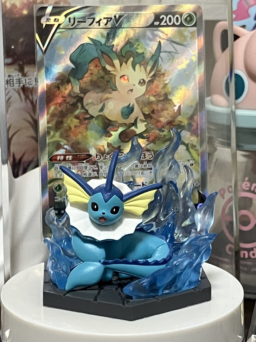 今日お昼に外でたら見かけて、回したらこれでした。
かわいいね

…そっちじゃ！ない！！！